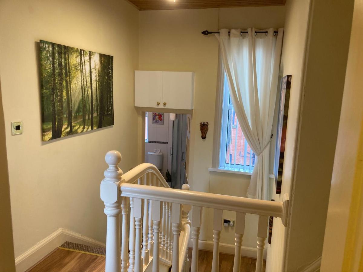 Mountroyal Victorian Self Catering Apartment 2 Belfast Extérieur photo
