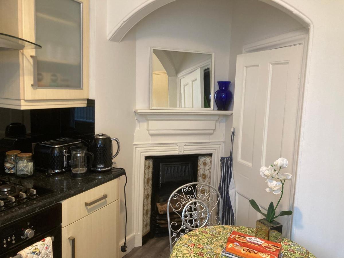 Mountroyal Victorian Self Catering Apartment 2 Belfast Extérieur photo