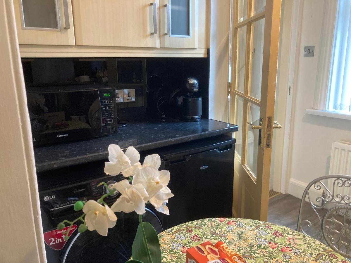 Mountroyal Victorian Self Catering Apartment 2 Belfast Extérieur photo