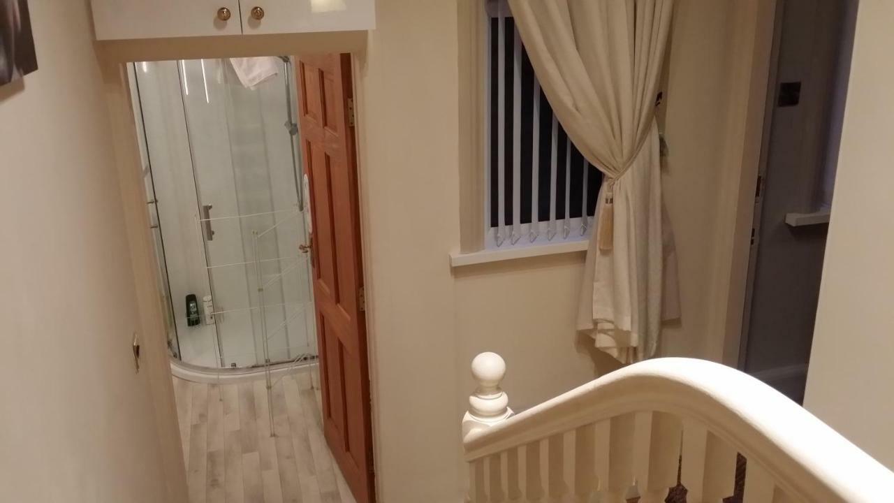 Mountroyal Victorian Self Catering Apartment 2 Belfast Extérieur photo
