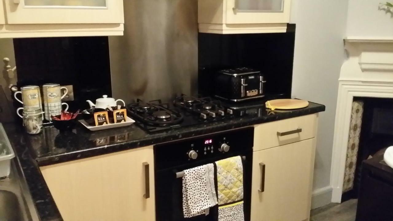 Mountroyal Victorian Self Catering Apartment 2 Belfast Extérieur photo
